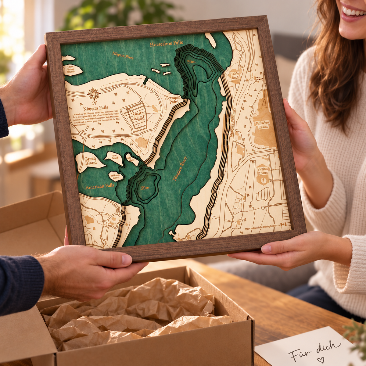 NIAGARA FALLS 3D WOODEN WALL MAP - Version S